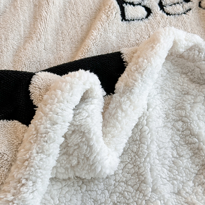 91家纺网 家纺一手货源 找家纺 沐棉家居 2025新款双层提花羊羔绒毛毯毯子 英文蝴蝶