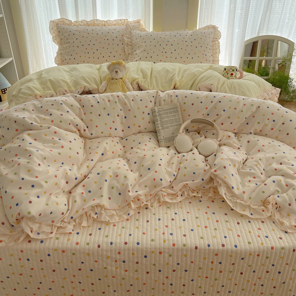 91家纺网 家纺一手货源 找家纺 轻奢坊 2025新款双层花边仙仙碎花水洗棉四件套 彩点