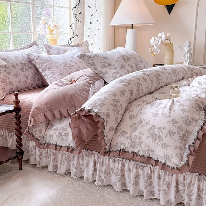 91家纺网 家纺一手货源 找家纺 （总）韩约家纺 2025新款1双层刺绣花边法式床盖款棉麻四件套（全网控价：不低于1.5m139，1.8m144，2.0m149，2.0加大154）