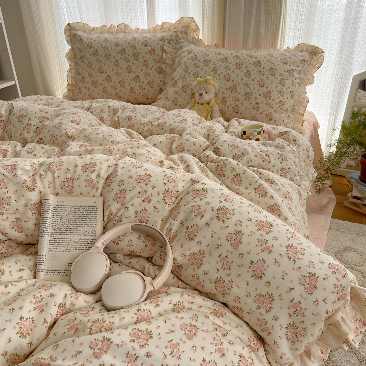 91家纺网 家纺一手货源 找家纺 轻奢坊 2025新款双层花边仙仙碎花水洗棉四件套 花梦境