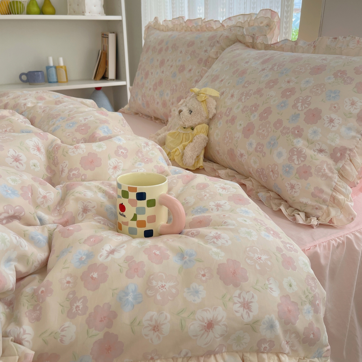 91家纺网 家纺一手货源 找家纺 轻奢坊 2025新款双层花边仙仙碎花水洗棉四件套 花舍里