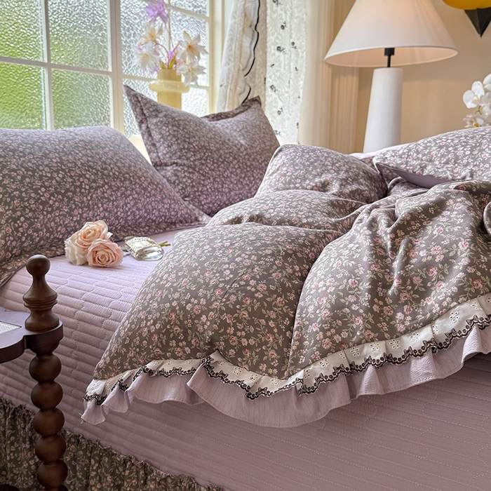 91家纺网 家纺一手货源 找家纺 韩约家纺 2025新款1双层刺绣花边法式床盖款棉麻四件套（全网控价：不低于1.5m139，1.8m144，2.0m149，2.0加大154） 爱丽丝