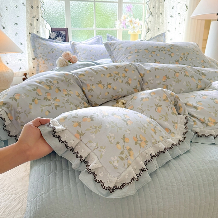 91家纺网 家纺一手货源 找家纺 韩约家纺 2025新款1双层刺绣花边法式床盖款棉麻四件套（全网控价：不低于1.5m139，1.8m144，2.0m149，2.0加大154） 初见