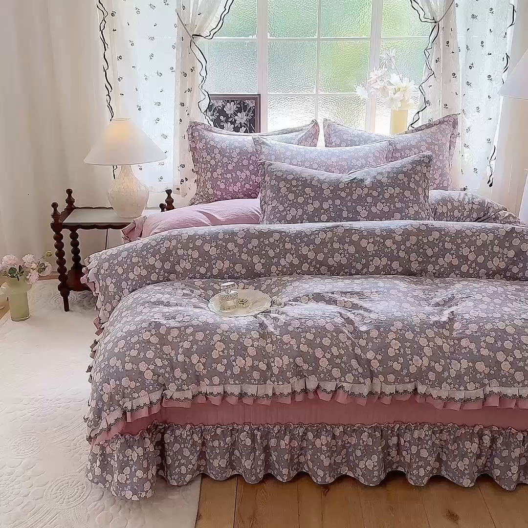 91家纺网 家纺一手货源 找家纺 韩约家纺 2025新款1双层刺绣花边法式床盖款棉麻四件套（全网控价：不低于1.5m139，1.8m144，2.0m149，2.0加大154） 花盏