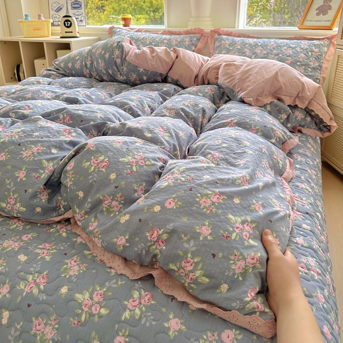 91家纺网 家纺一手货源 找家纺 （总）美梦家纺 2025新款皱皱纱花边夹棉床盖四件套