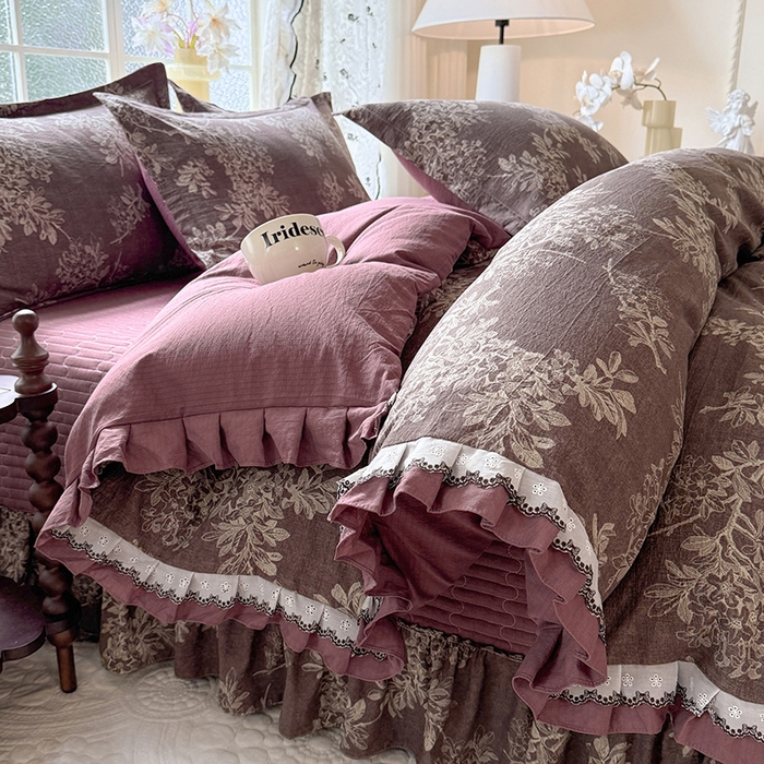 91家纺网 家纺一手货源 找家纺 韩约家纺 2025新款1双层刺绣花边法式床盖款棉麻四件套（全网控价：不低于1.5m139，1.8m144，2.0m149，2.0加大154） 千寻