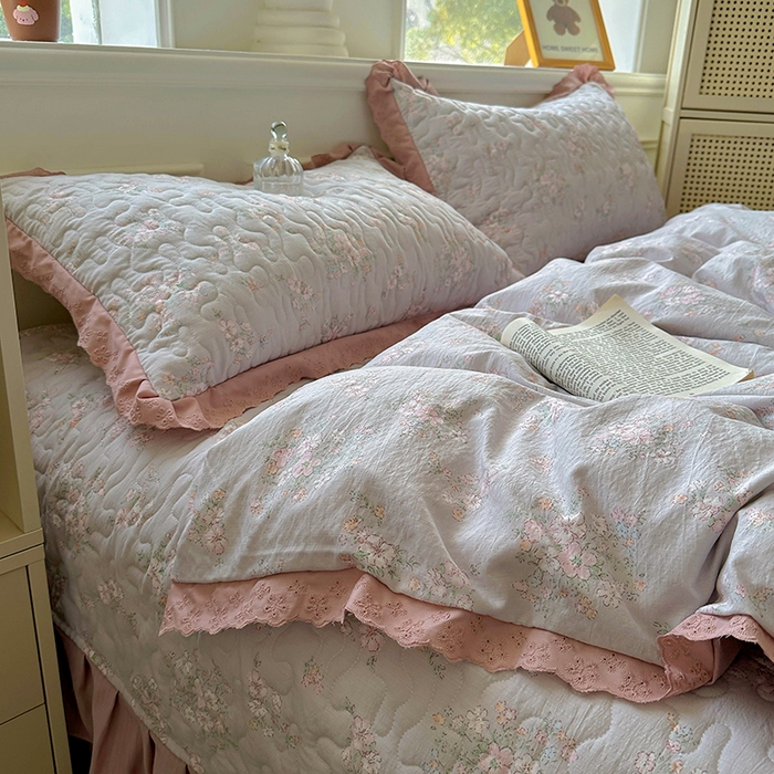 91家纺网 家纺一手货源 找家纺 美梦家纺 2025新款皱皱纱花边夹棉床盖四件套 椿茶