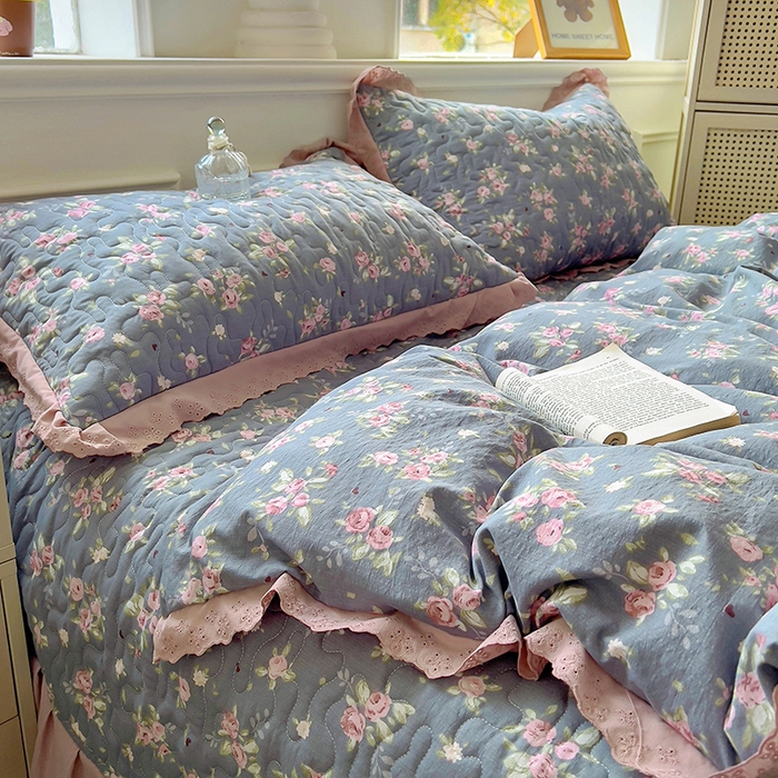 91家纺网 家纺一手货源 找家纺 美梦家纺 2025新款皱皱纱花边夹棉床盖四件套 达芙妮