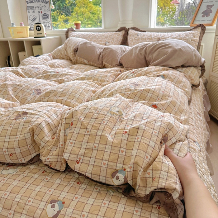 美梦家纺 2025新款皱皱纱花边夹棉床盖四件套 港尾咖啡汪