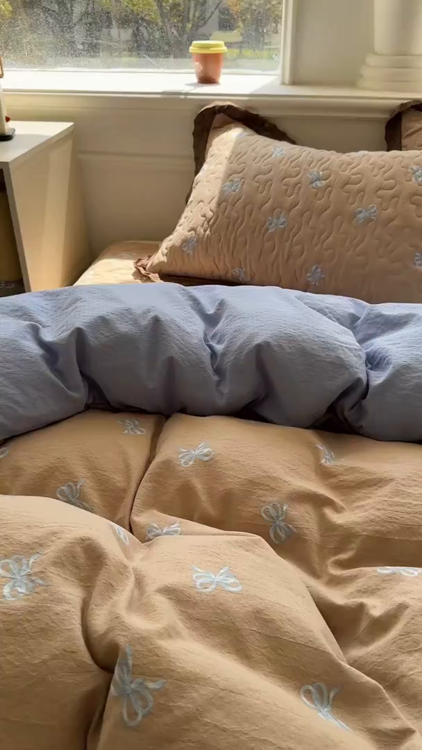 91家纺网 家纺一手货源 找家纺 美梦家纺 2025新款皱皱纱花边夹棉床盖四件套 梦露