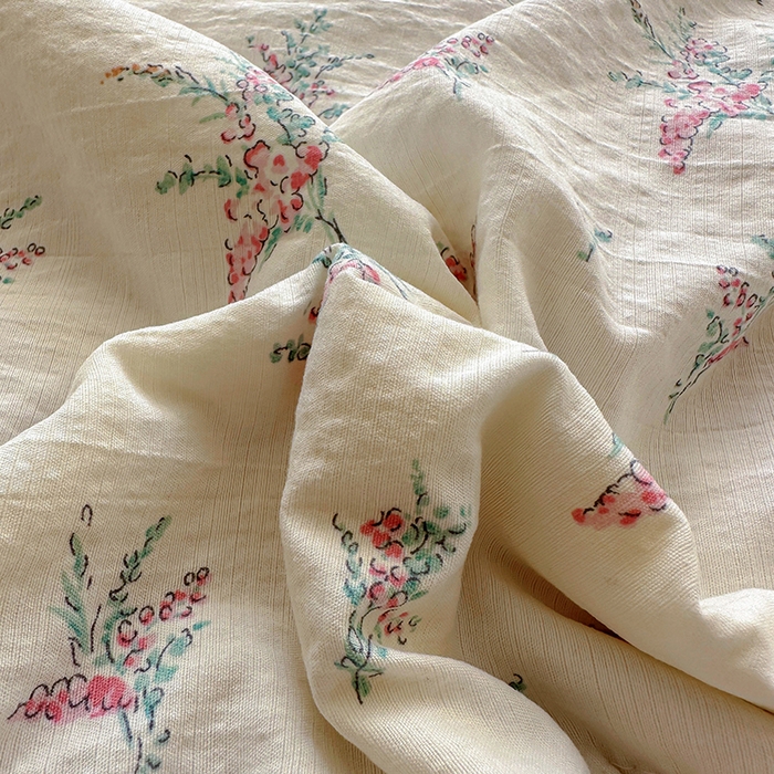 91家纺网 家纺一手货源 找家纺 美梦家纺 2025新款皱皱纱花边夹棉床盖四件套 知夏