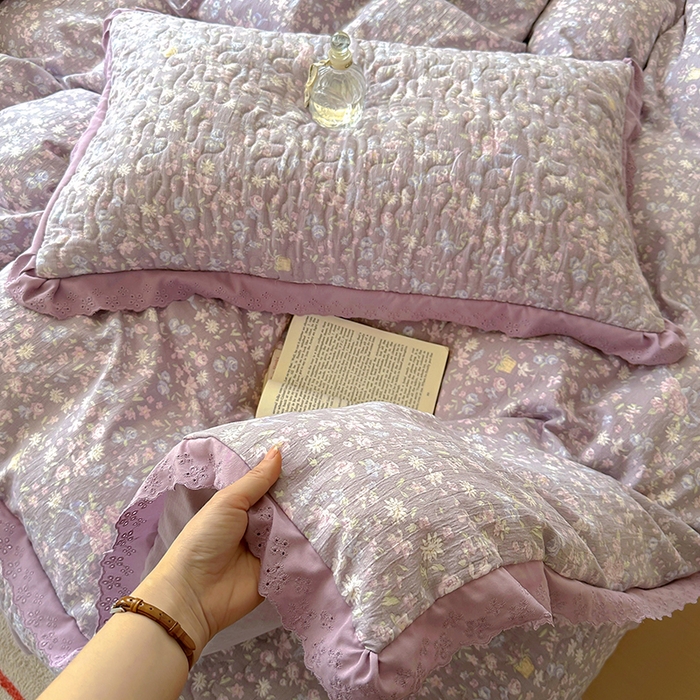 91家纺网 家纺一手货源 找家纺 （总）美梦家纺 2025新款皱皱纱花边夹棉床盖四件套