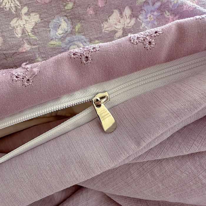 91家纺网 家纺一手货源 找家纺 （总）美梦家纺 2025新款皱皱纱花边夹棉床盖四件套