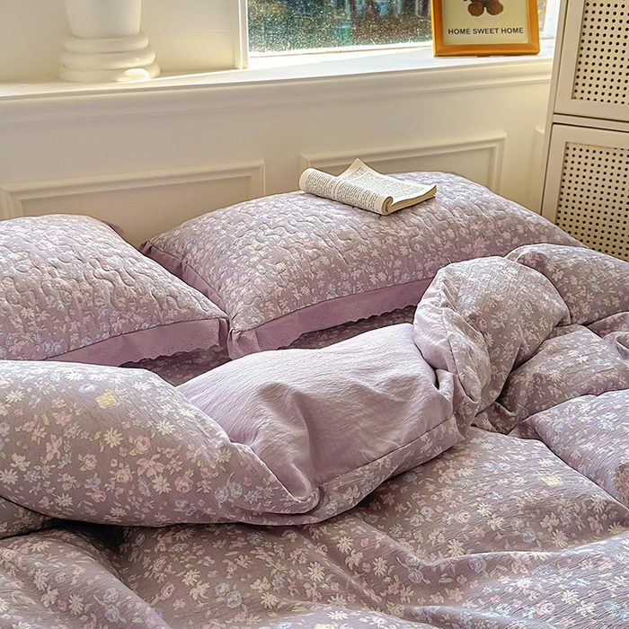 91家纺网 家纺一手货源 找家纺 （总）美梦家纺 2025新款皱皱纱花边夹棉床盖四件套