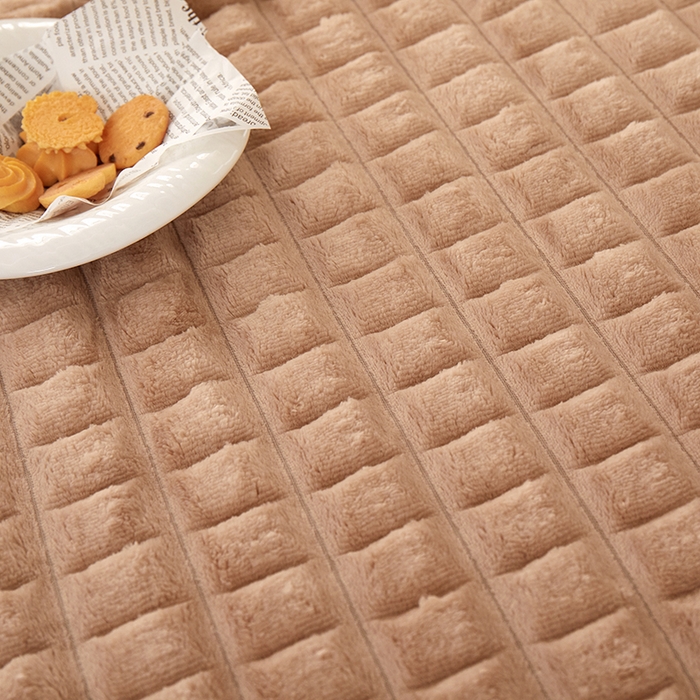 91家纺网 家纺一手货源 找家纺 楼兰公主 2025新款云感梦境纯色剪花雕花毯 焦糖咖