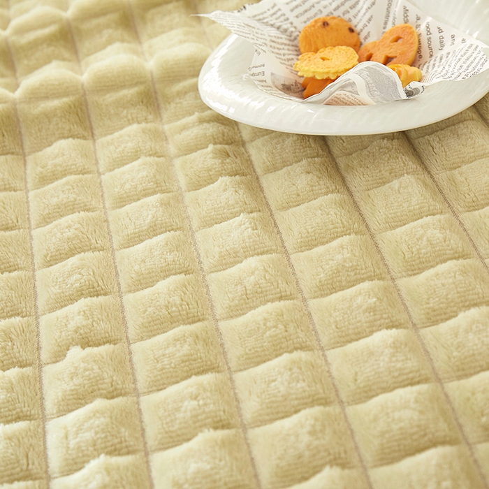 91家纺网 家纺一手货源 找家纺 楼兰公主 2025新款云感梦境纯色剪花雕花毯 柠檬黄