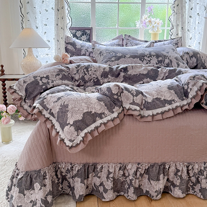 91家纺网 家纺一手货源 找家纺 韩约家纺 2025新款1双层刺绣花边法式床盖款棉麻四件套（全网控价：不低于1.5m139，1.8m144，2.0m149，2.0加大154） 玉环