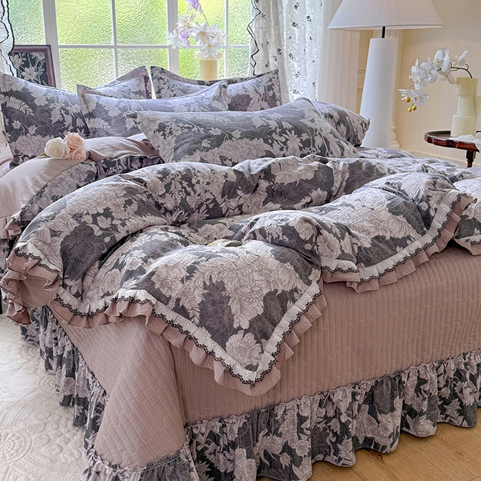 91家纺网 家纺一手货源 找家纺 韩约家纺 2025新款1双层刺绣花边法式床盖款棉麻四件套（全网控价：不低于1.5m139，1.8m144，2.0m149，2.0加大154） 玉环