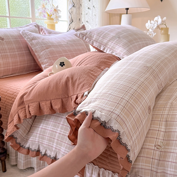 91家纺网 家纺一手货源 找家纺 韩约家纺 2025新款1双层刺绣花边法式床盖款棉麻四件套（全网控价：不低于1.5m139，1.8m144，2.0m149，2.0加大154） 约定