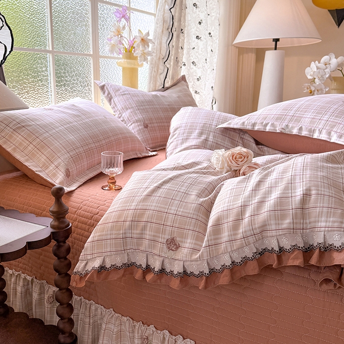 91家纺网 家纺一手货源 找家纺 韩约家纺 2025新款1双层刺绣花边法式床盖款棉麻四件套（全网控价：不低于1.5m139，1.8m144，2.0m149，2.0加大154） 约定