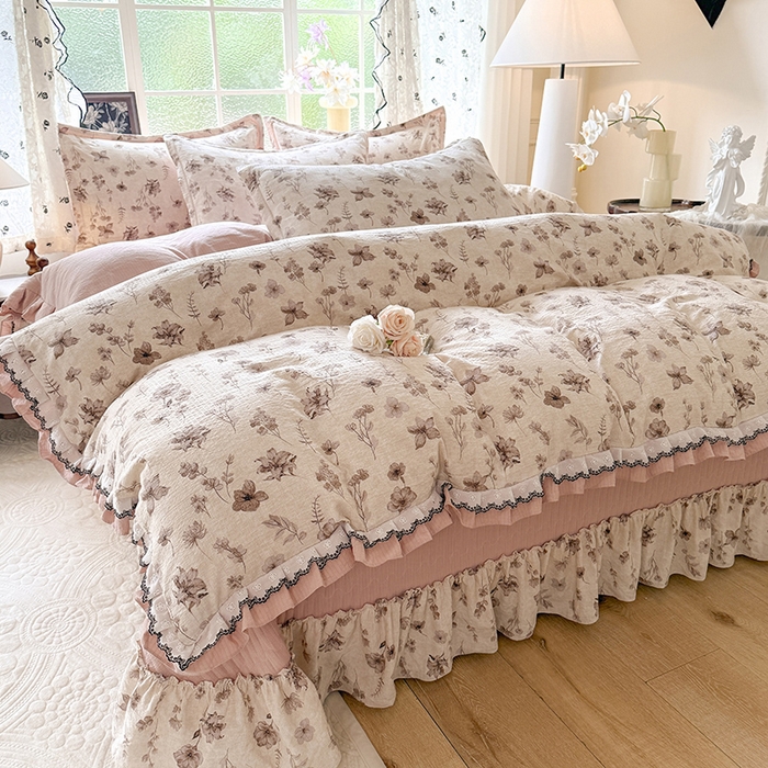 91家纺网 家纺一手货源 找家纺 韩约家纺 2025新款1双层刺绣花边法式床盖款棉麻四件套（全网控价：不低于1.5m139，1.8m144，2.0m149，2.0加大154） 云絮