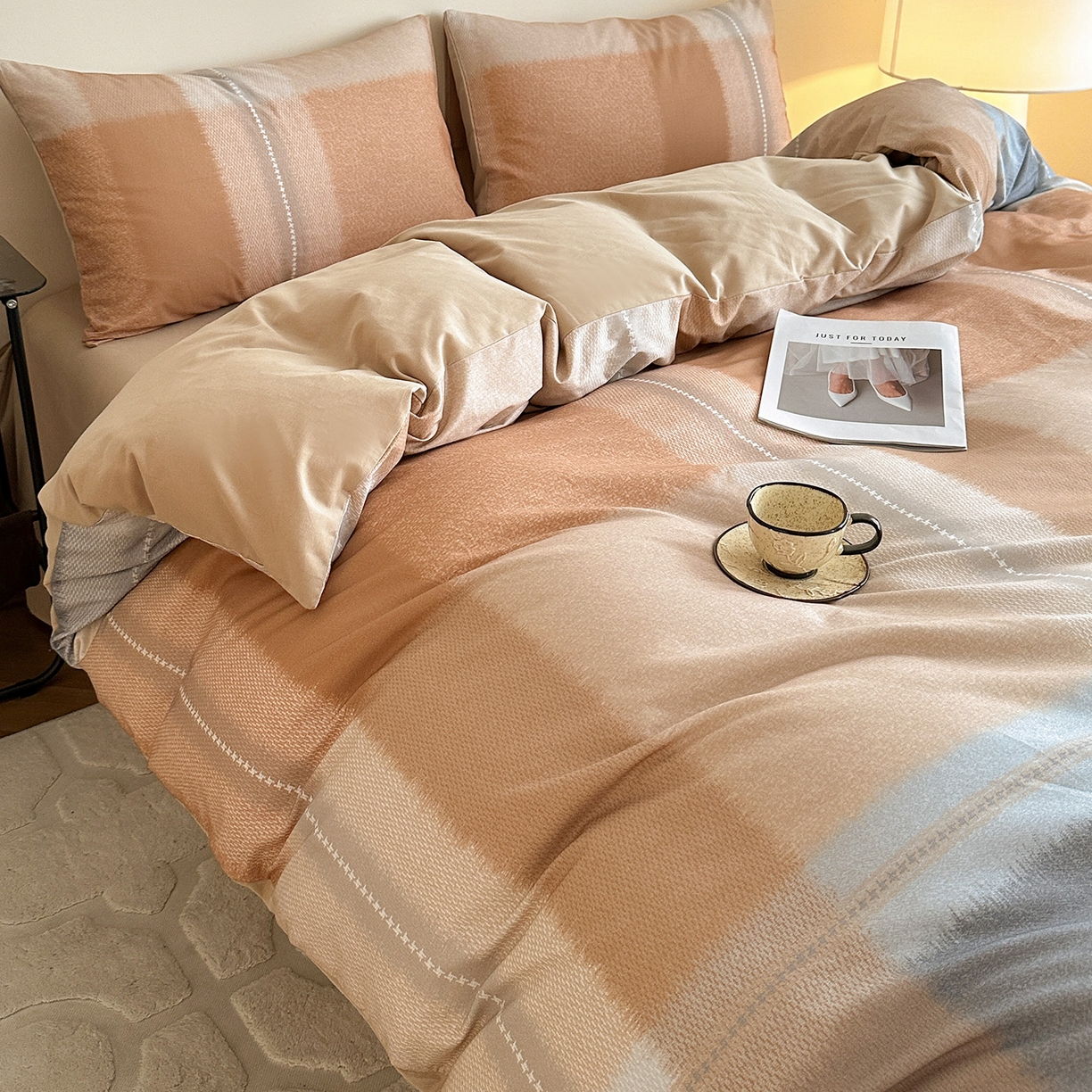 91家纺网 家纺一手货源 找家纺 捌月 2025新款A类数码印花北欧风全棉加厚磨毛四件套直播新品 布鲁尼