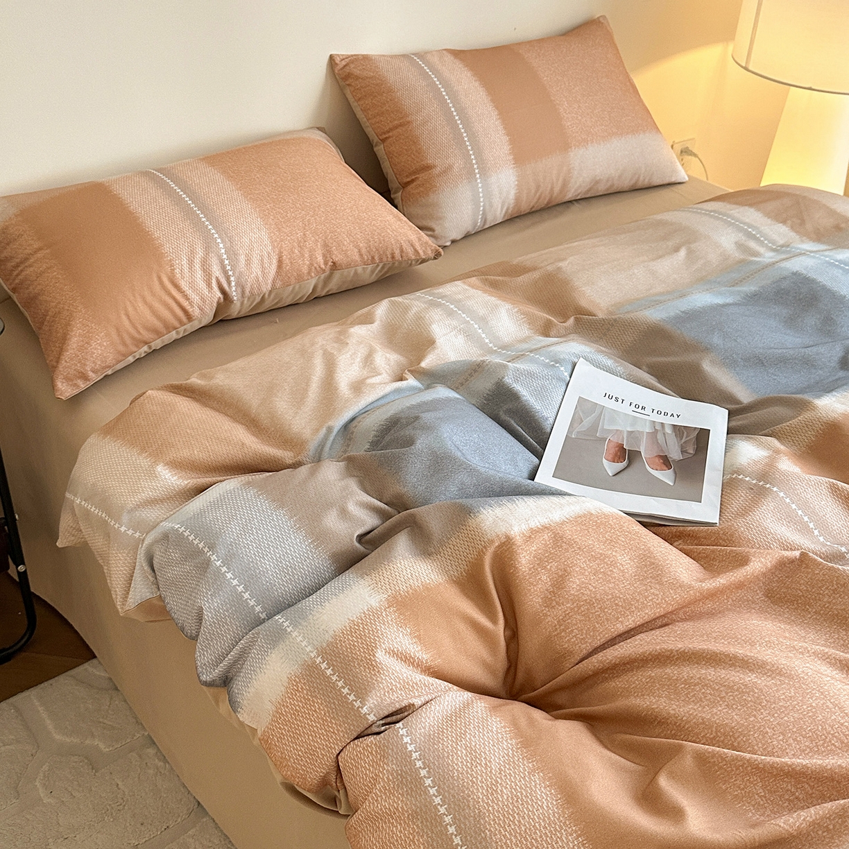 91家纺网 家纺一手货源 找家纺 捌月 2025新款A类数码印花北欧风全棉加厚磨毛四件套直播新品 布鲁尼