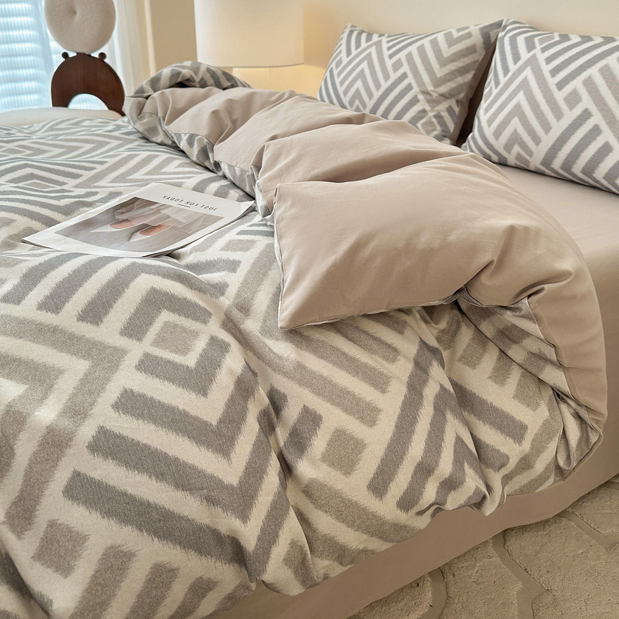 91家纺网 家纺一手货源 找家纺 捌月 2025新款A类数码印花北欧风全棉加厚磨毛四件套直播新品 半舟