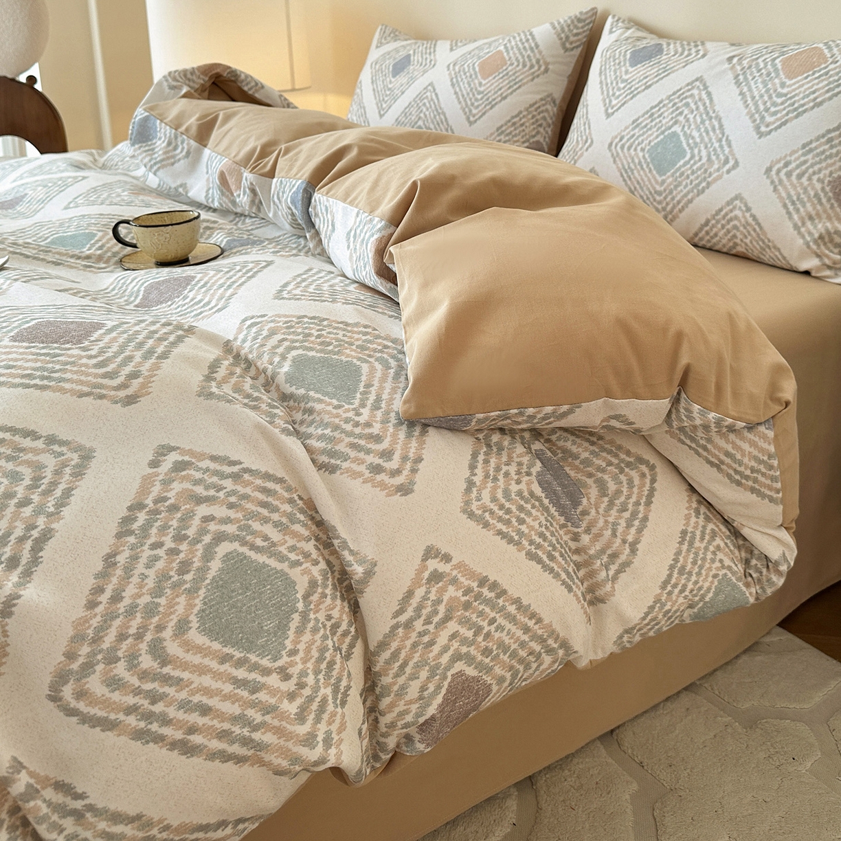 91家纺网 家纺一手货源 找家纺 捌月 2025新款A类数码印花北欧风全棉加厚磨毛四件套直播新品 贝拉