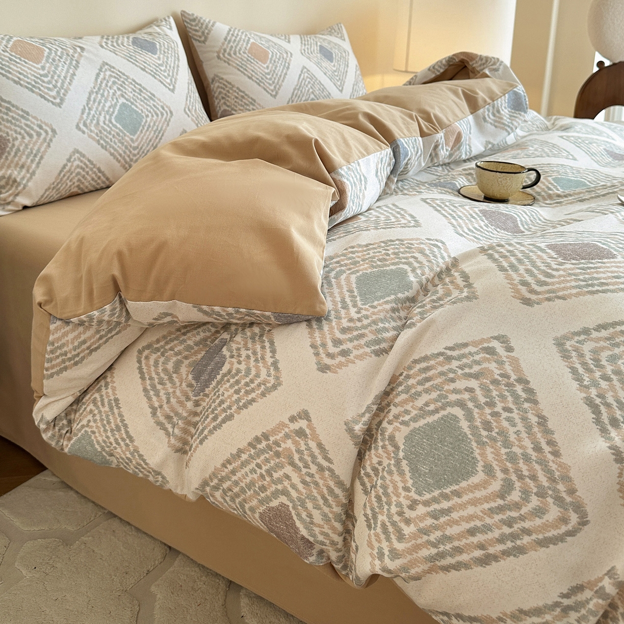 91家纺网 家纺一手货源 找家纺 捌月 2025新款A类数码印花北欧风全棉加厚磨毛四件套直播新品 贝拉