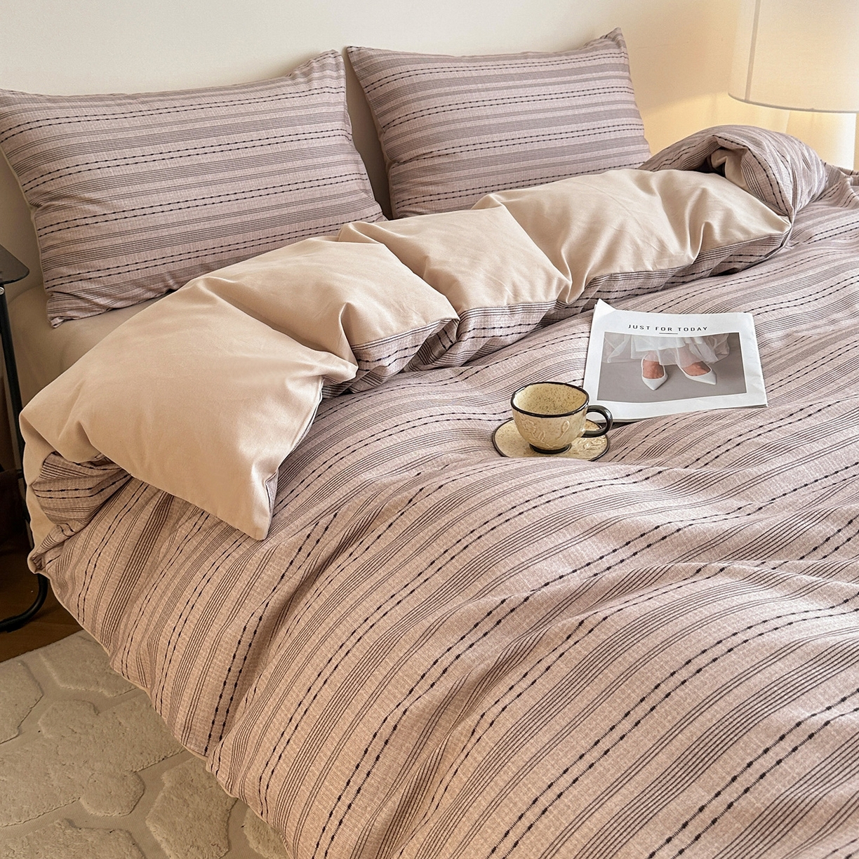 91家纺网 家纺一手货源 找家纺 捌月 2025新款A类数码印花北欧风全棉加厚磨毛四件套直播新品 初暖