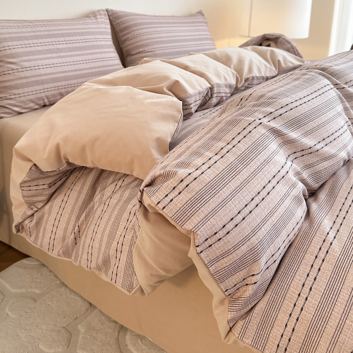 91家纺网 家纺一手货源 找家纺 捌月 2025新款A类数码印花北欧风全棉加厚磨毛四件套直播新品 初暖