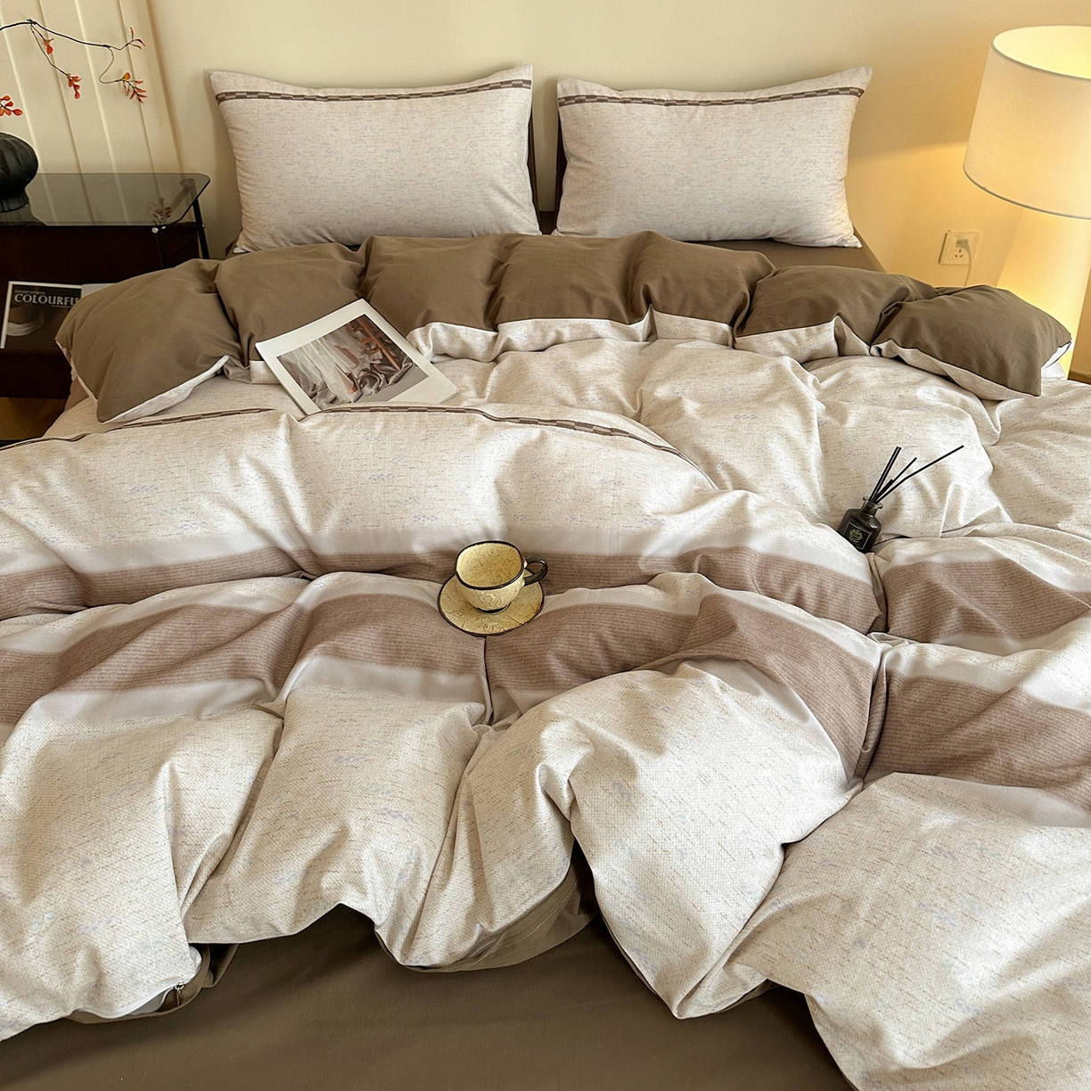 91家纺网 家纺一手货源 找家纺 捌月 2025新款A类数码印花北欧风全棉加厚磨毛四件套直播新品 卡米诺