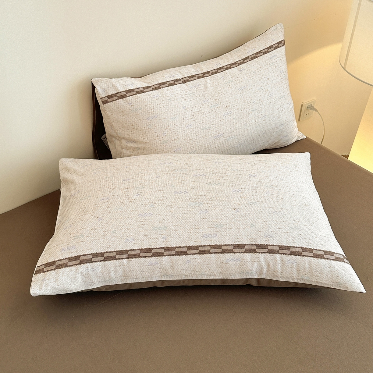 91家纺网 家纺一手货源 找家纺 捌月 2025新款A类数码印花北欧风全棉加厚磨毛四件套直播新品 卡米诺