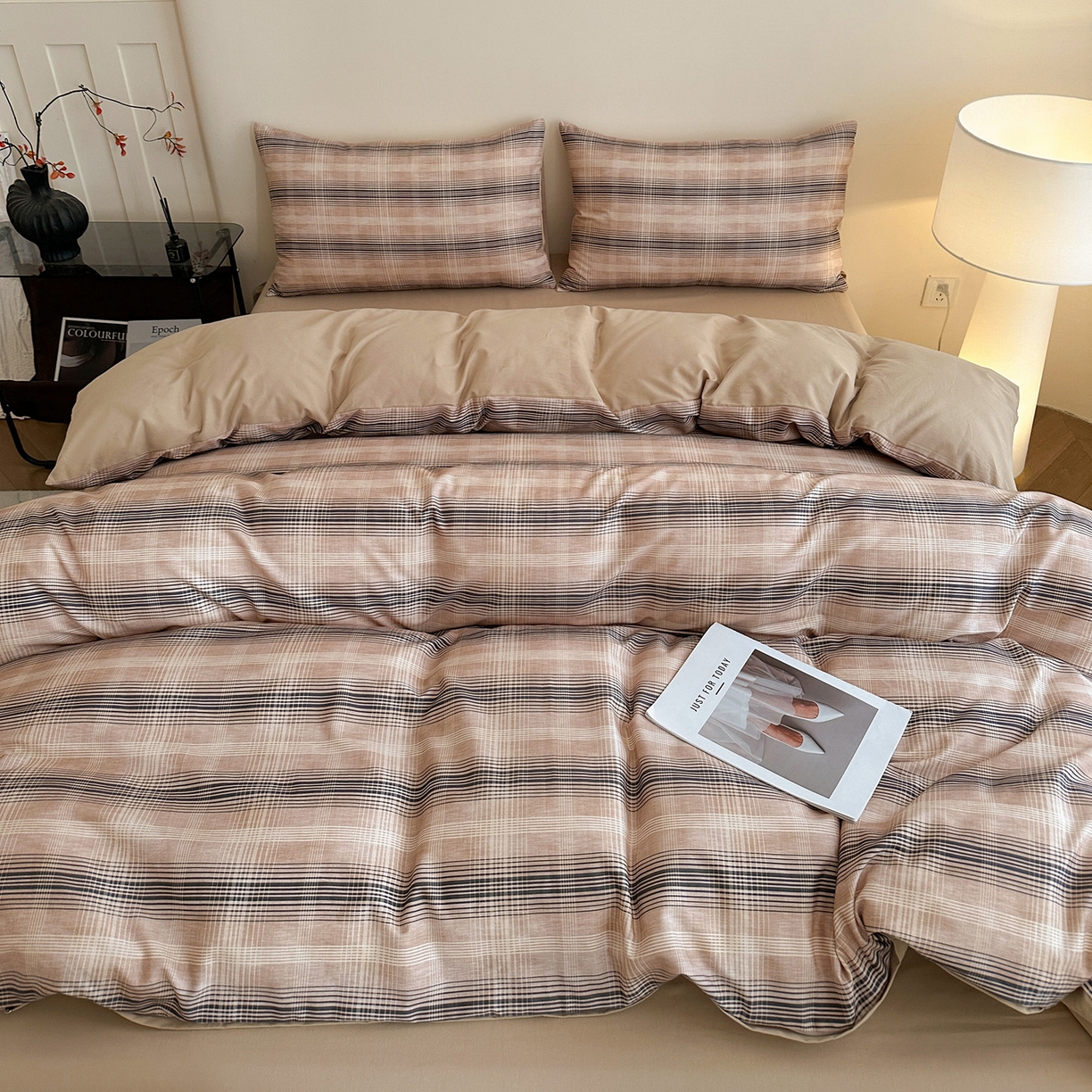 91家纺网 家纺一手货源 找家纺 捌月 2025新款A类数码印花北欧风全棉加厚磨毛四件套直播新品 摩卡