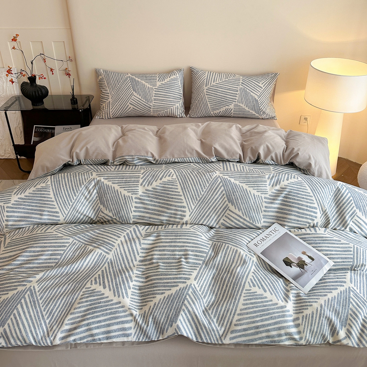 91家纺网 家纺一手货源 找家纺 捌月 2025新款A类数码印花北欧风全棉加厚磨毛四件套直播新品 纳纹