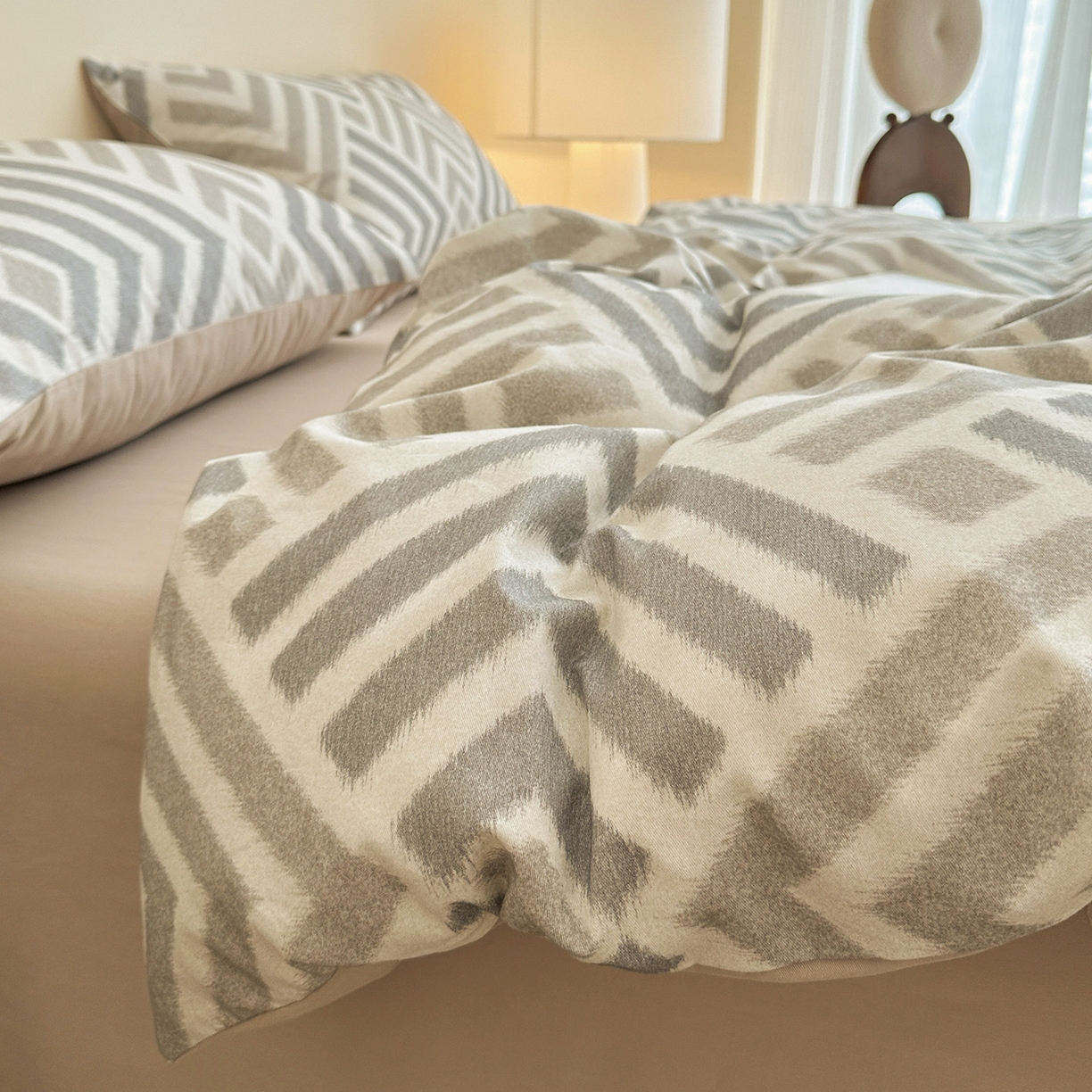 91家纺网 家纺一手货源 找家纺 （总）捌月 2025新款A类数码印花北欧风全棉加厚磨毛四件套直播新品