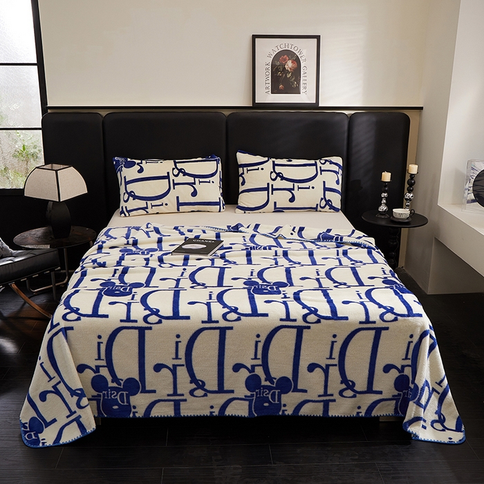 91家纺网 家纺一手货源 找家纺 楼兰公主 2025新款潮牌三角针贝壳绣盖毯毛毯系列 Dsir