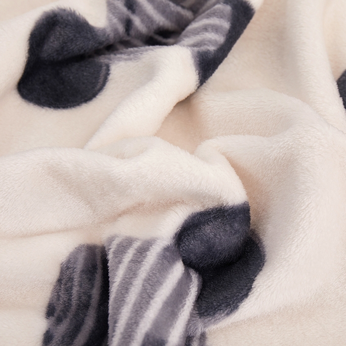 91家纺网 家纺一手货源 找家纺 楼兰公主 2025新款潮牌三角针贝壳绣盖毯毛毯系列 潮牌狗