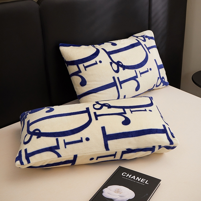 91家纺网 家纺一手货源 找家纺 楼兰公主 2025新款潮牌三角针贝壳绣盖毯毛毯系列 Dsir