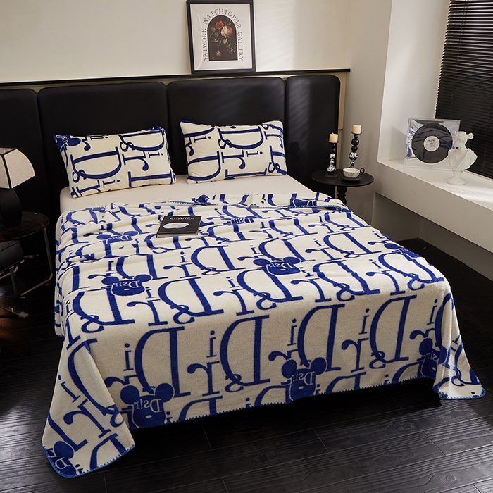 91家纺网 家纺一手货源 找家纺 楼兰公主 2025新款潮牌三角针贝壳绣盖毯毛毯系列 Dsir