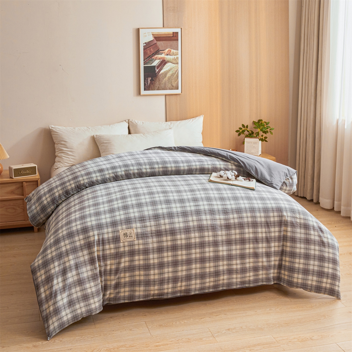 91家纺网 家纺一手货源 找家纺 梵蒂莎 2025新款可拆卸棉花被（场景1） 素格灰调