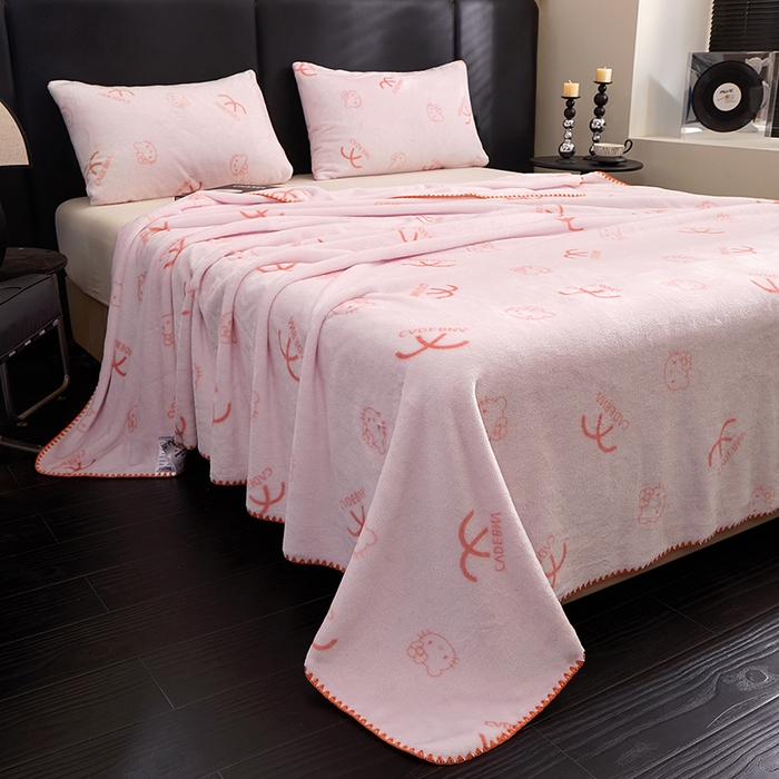 91家纺网 家纺一手货源 找家纺 楼兰公主 2025新款潮牌三角针贝壳绣盖毯毛毯系列 橘猫