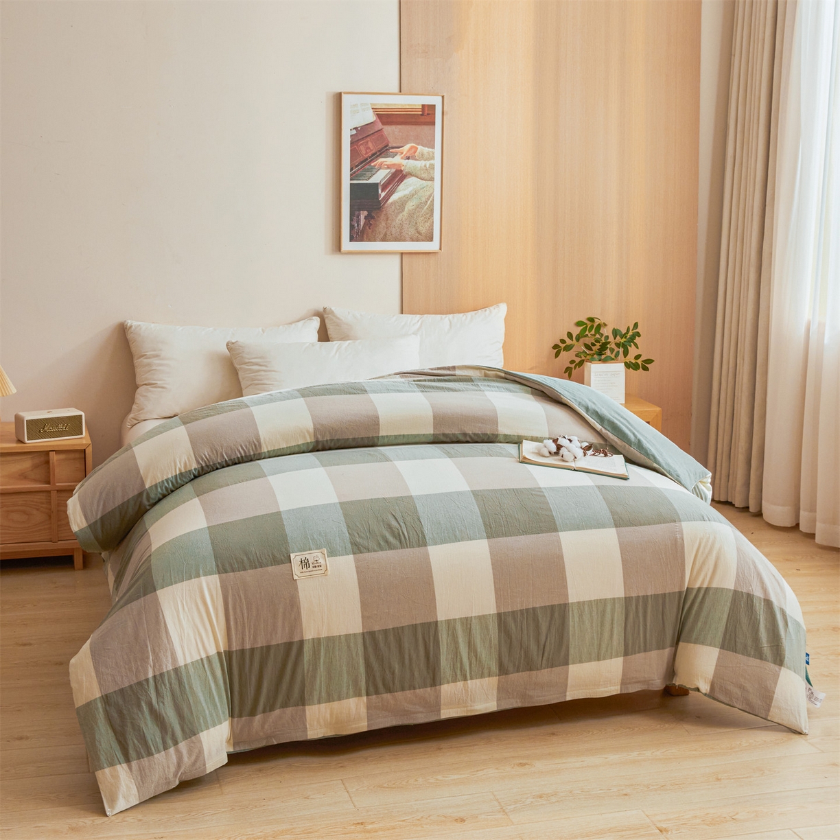 91家纺网 家纺一手货源 找家纺 梵蒂莎 2025新款可拆卸棉花被（场景1） 浅绿格影