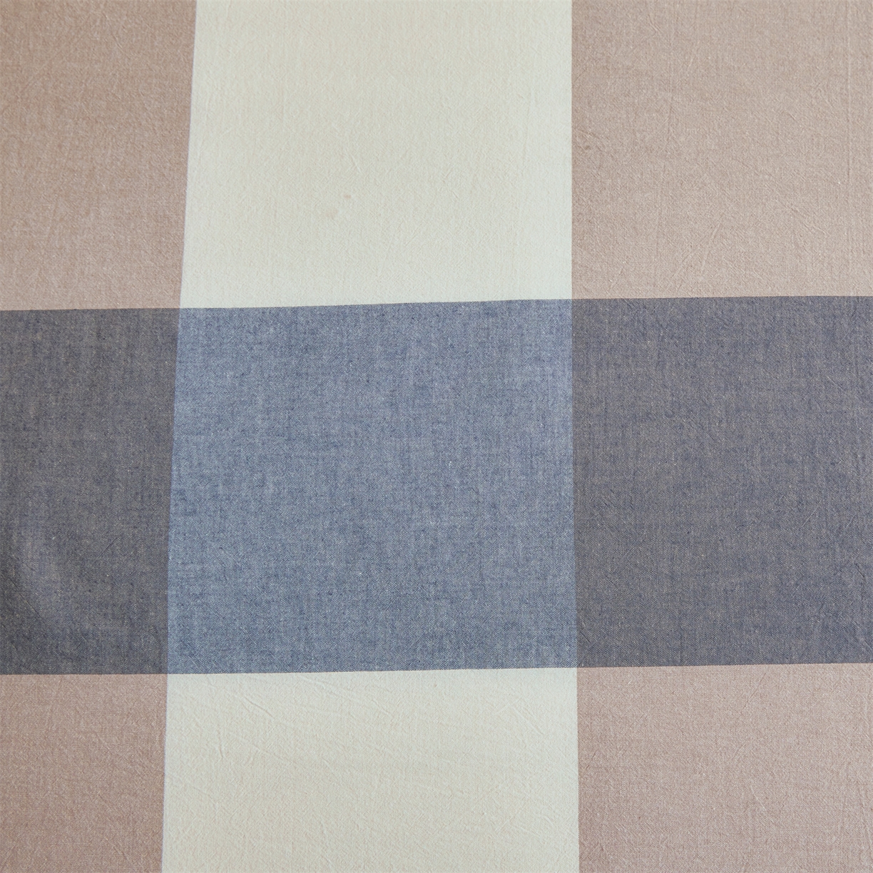 91家纺网 家纺一手货源 找家纺 梵蒂莎 2025新款可拆卸棉花被（场景1） 雾蓝灰格