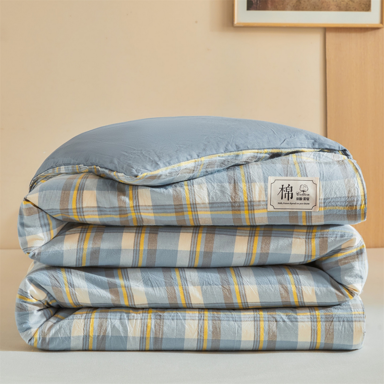 91家纺网 家纺一手货源 找家纺 梵蒂莎 2025新款可拆卸棉花被（场景1） 素格晴蓝