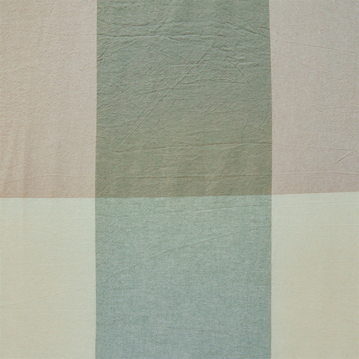 91家纺网 家纺一手货源 找家纺 梵蒂莎 2025新款可拆卸棉花被（场景1） 浅绿格影