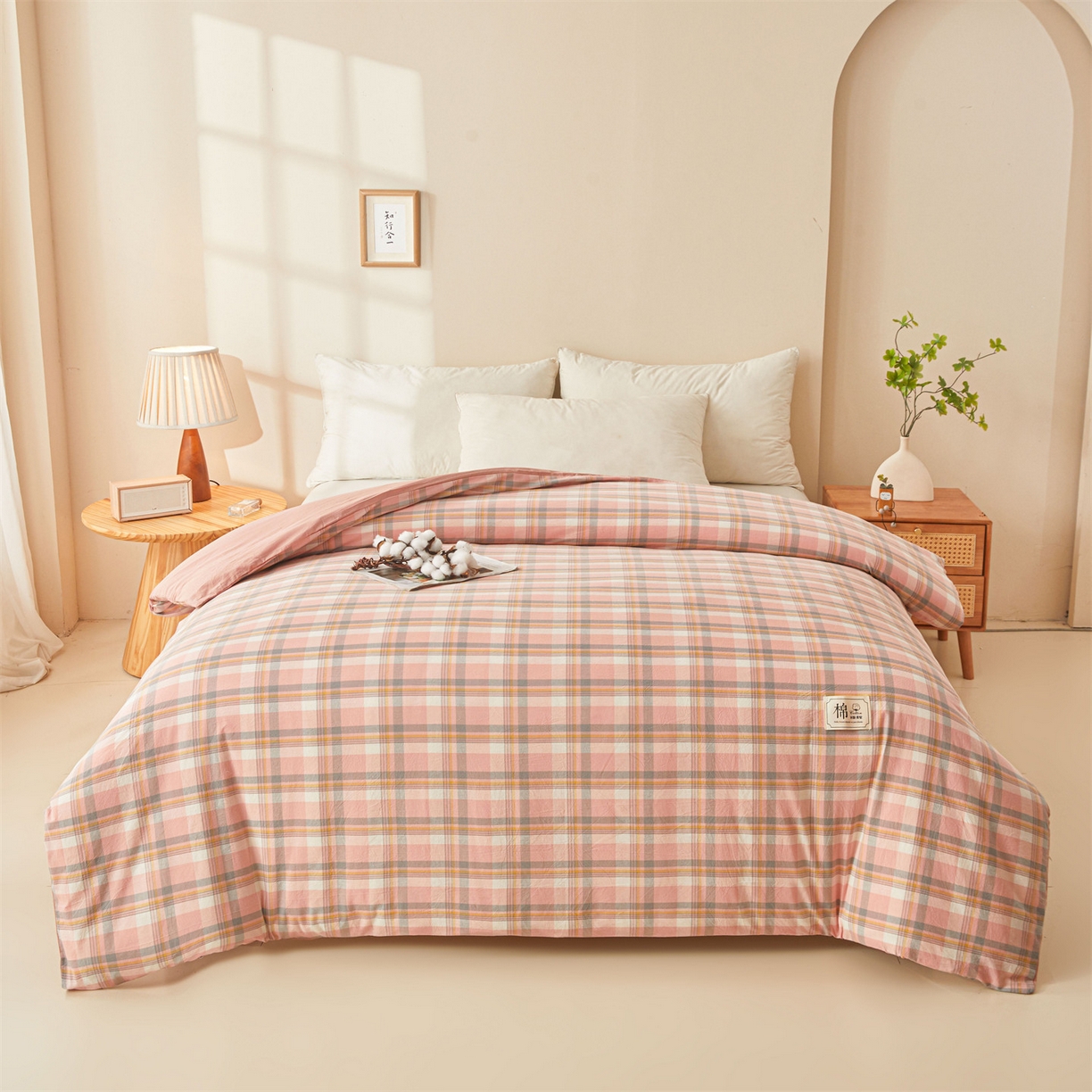 91家纺网 家纺一手货源 找家纺 梵蒂莎 2025新款可拆卸棉花被（场景2） 桃格絮语