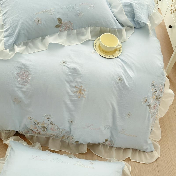 91家纺网 家纺一手货源 找家纺 AB家纺2025新款 水洗棉绣花四件套 依兰梦  天空蓝