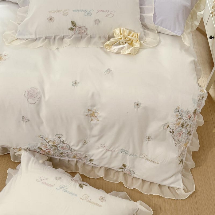 91家纺网 家纺一手货源 找家纺 AB家纺2025新款 水洗棉绣花四件套 依兰梦 浅紫白